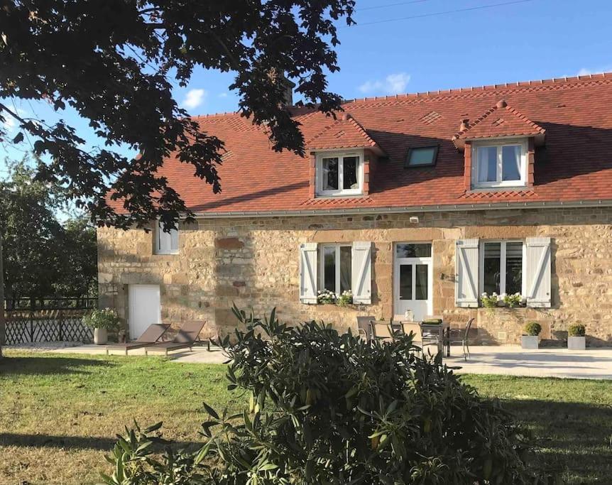 Gite Ferme Cidricole Et Laitiere Villa Magny-le-Desert Exterior foto